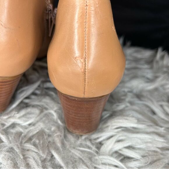 Jack Rogers tan scalloped leather block heel ankle boots women’s shoe size 8 - Picture 12 of 12